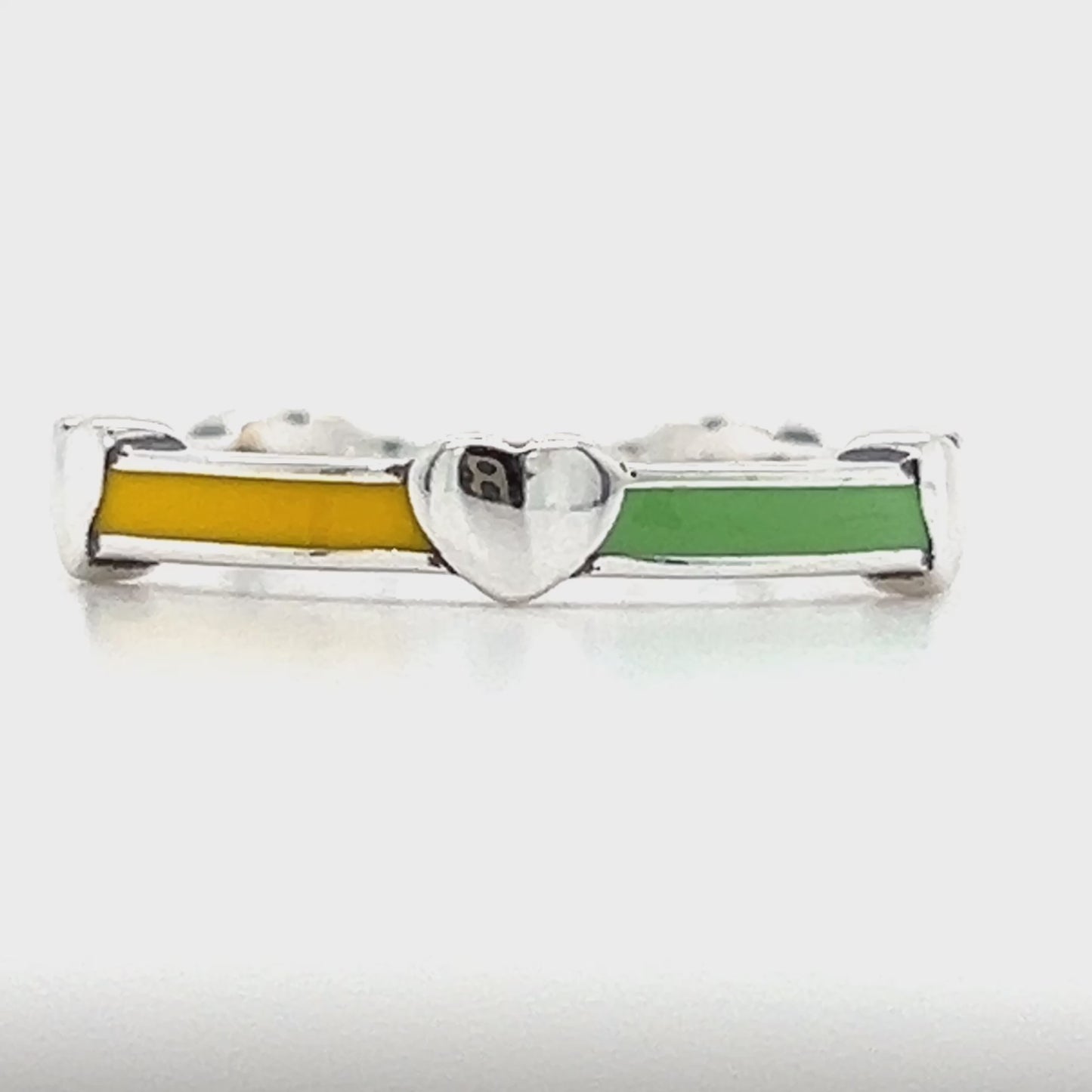 Load and play video in Gallery viewer, R864 Multicolor Heart Band Ring
