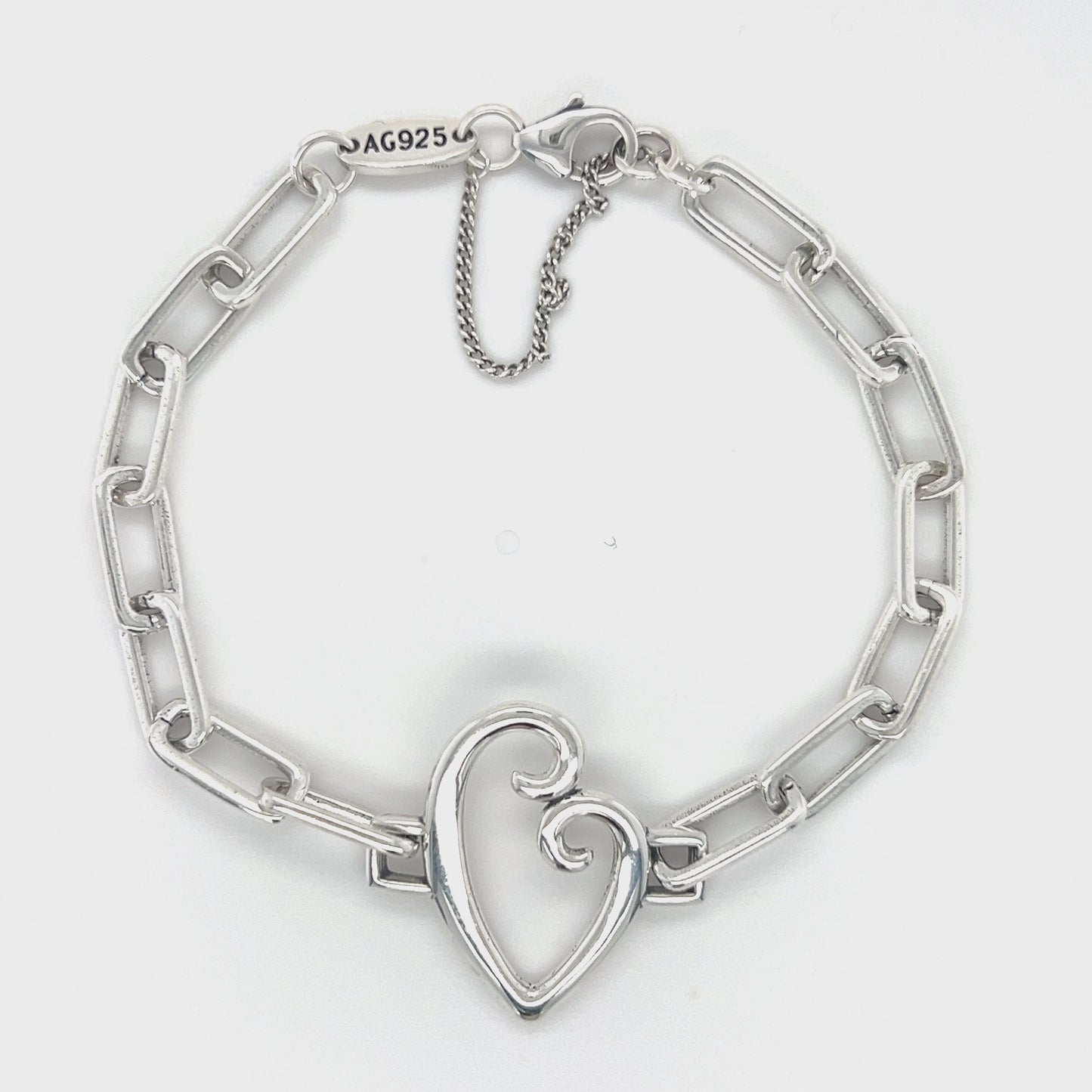 Load and play video in Gallery viewer, M368 Heart Paperclip Bracelet
