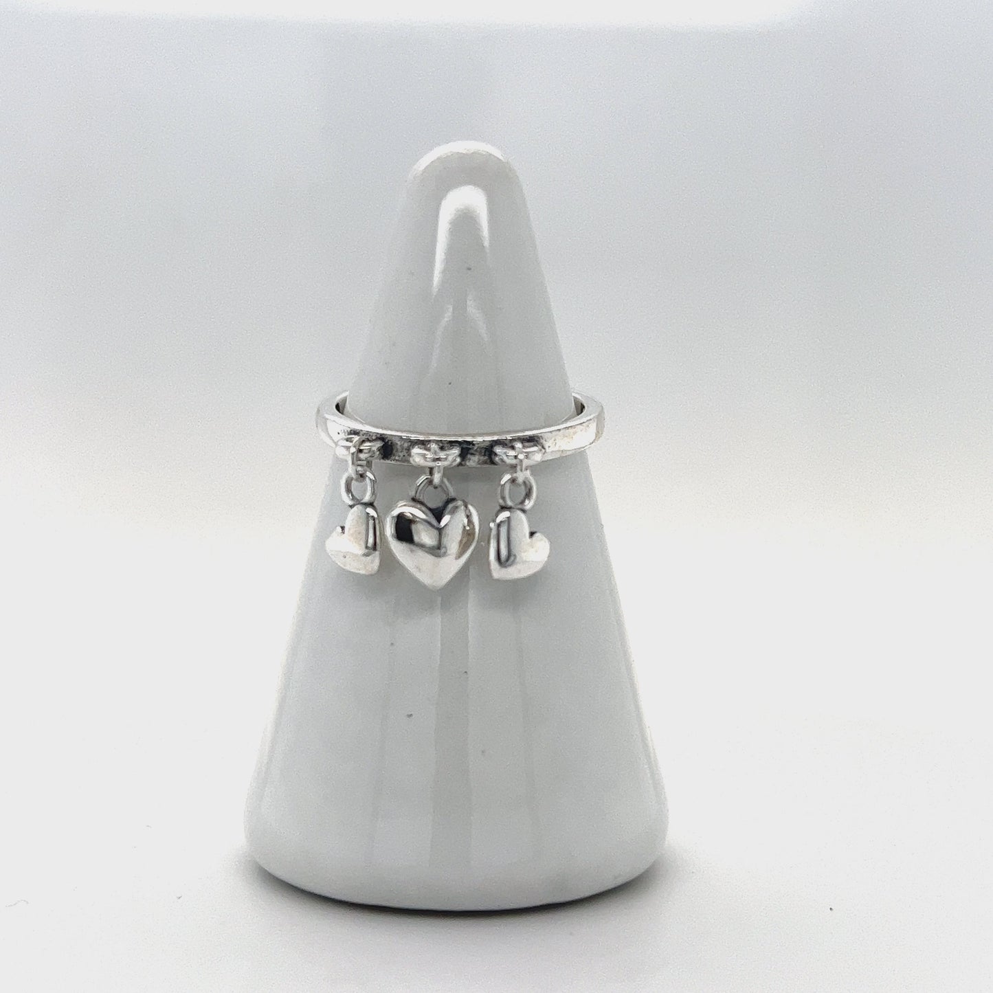 R796 Heart Ring