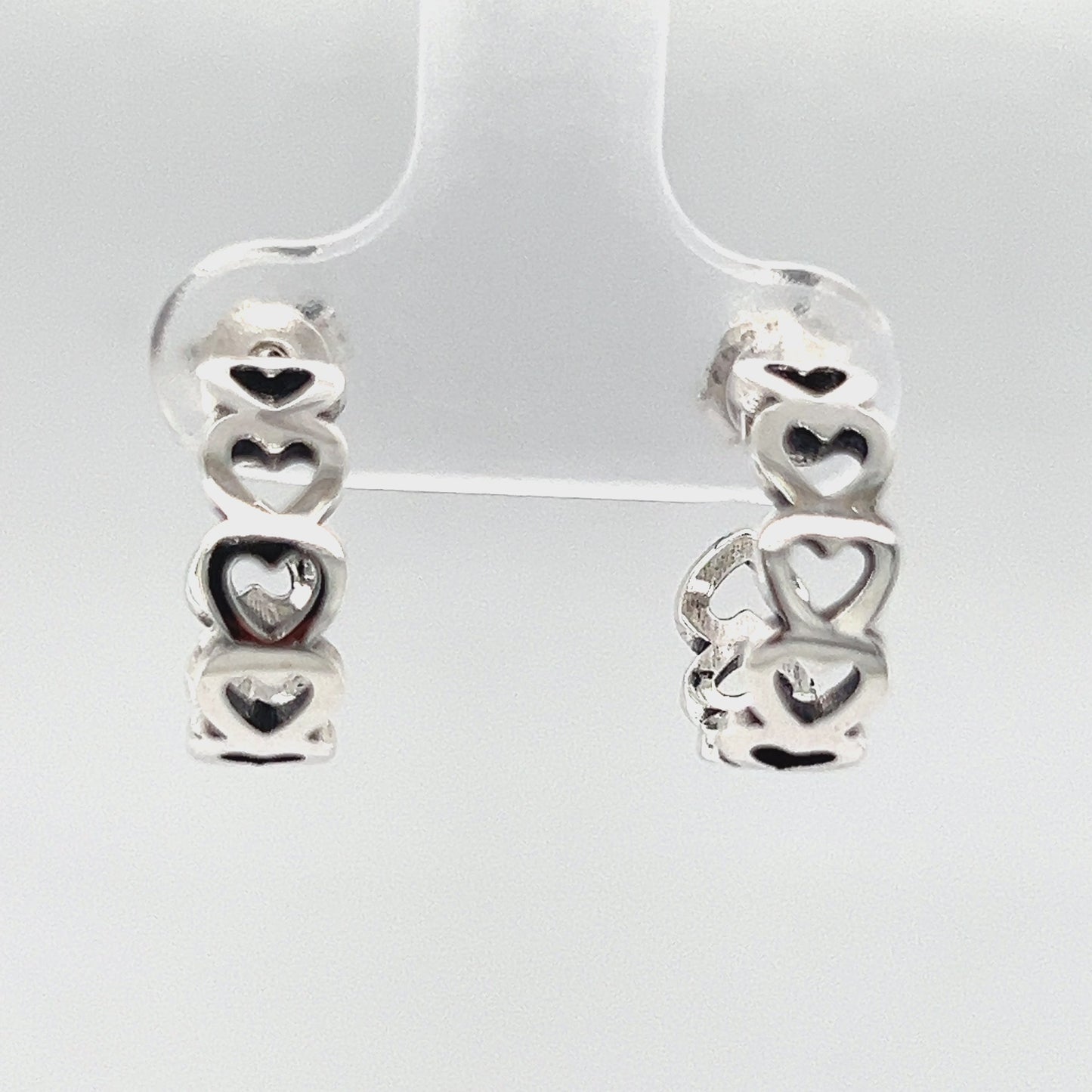 P491 Small Linked Heart Hoops Earring