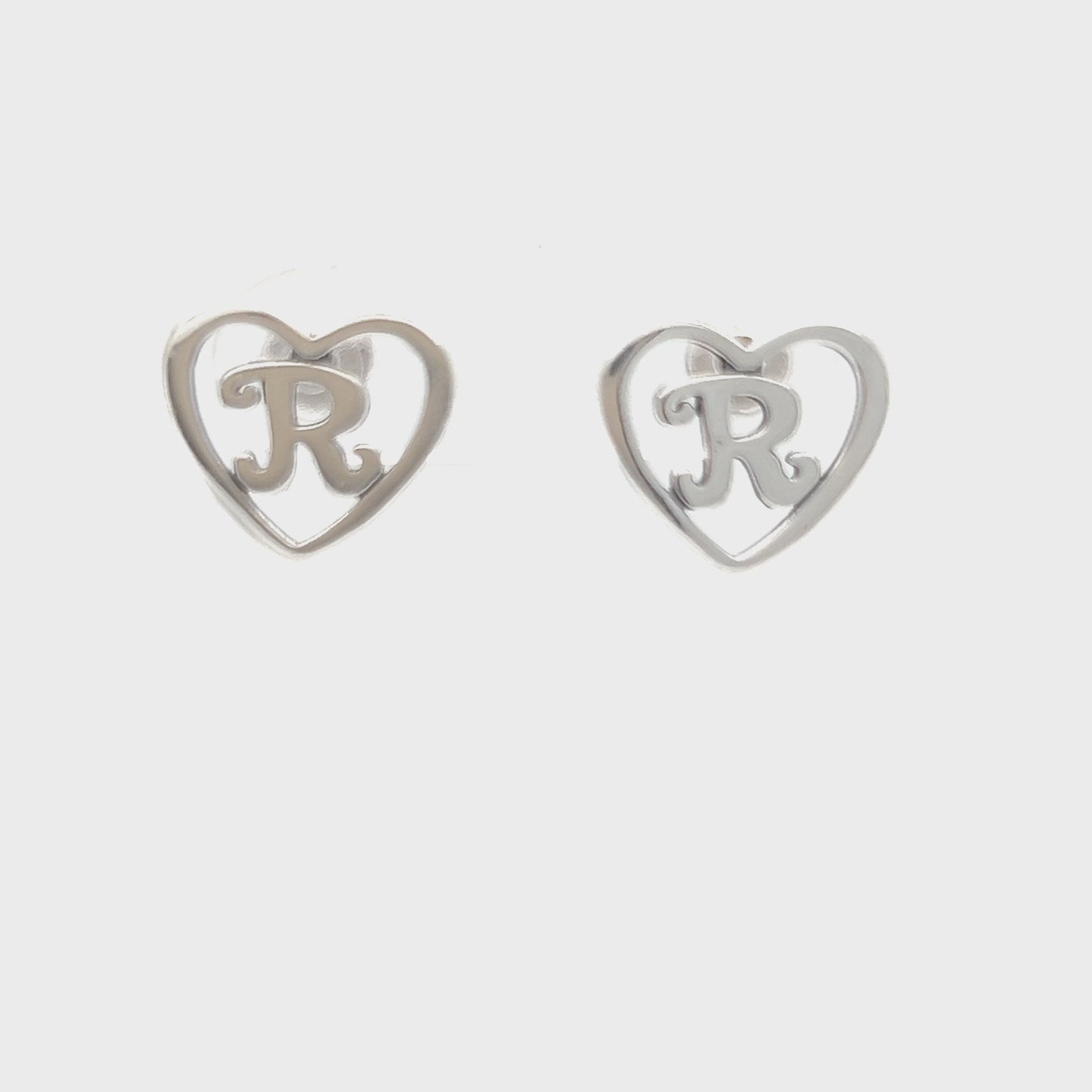 A434 Heart Letter R Post Earrings