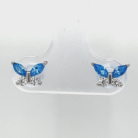 Cargar y reproducir el video en el visor de la galería, A801 Pendientes de mariposa azul con poste de circonita
