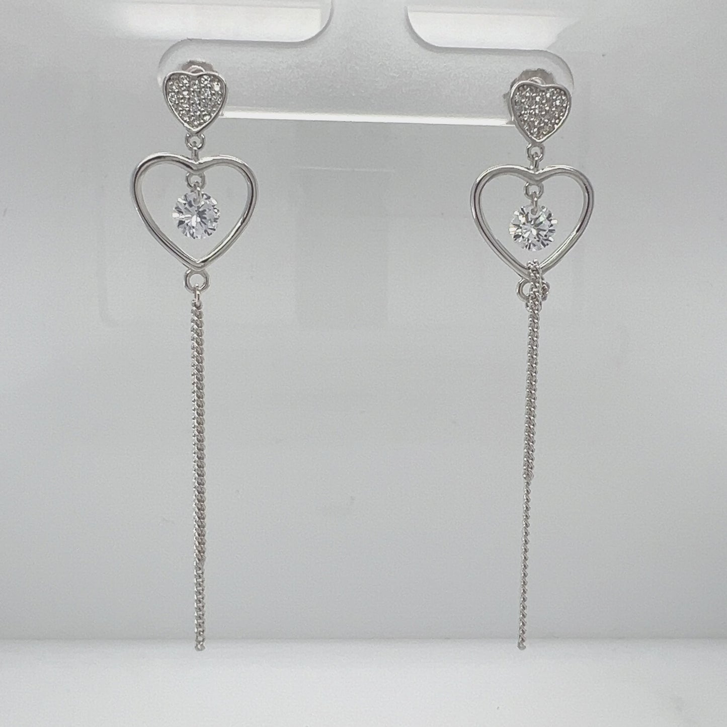 Load and play video in Gallery viewer, P469 Heart Earrings
