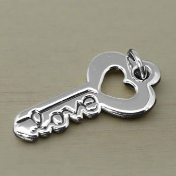 D2040 Colgante con llave de amor