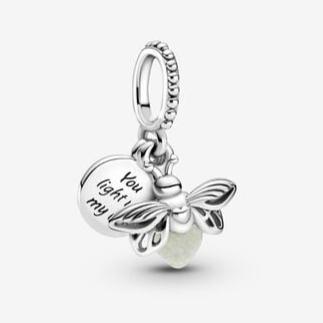 D1810 Light bug Charm Pendant