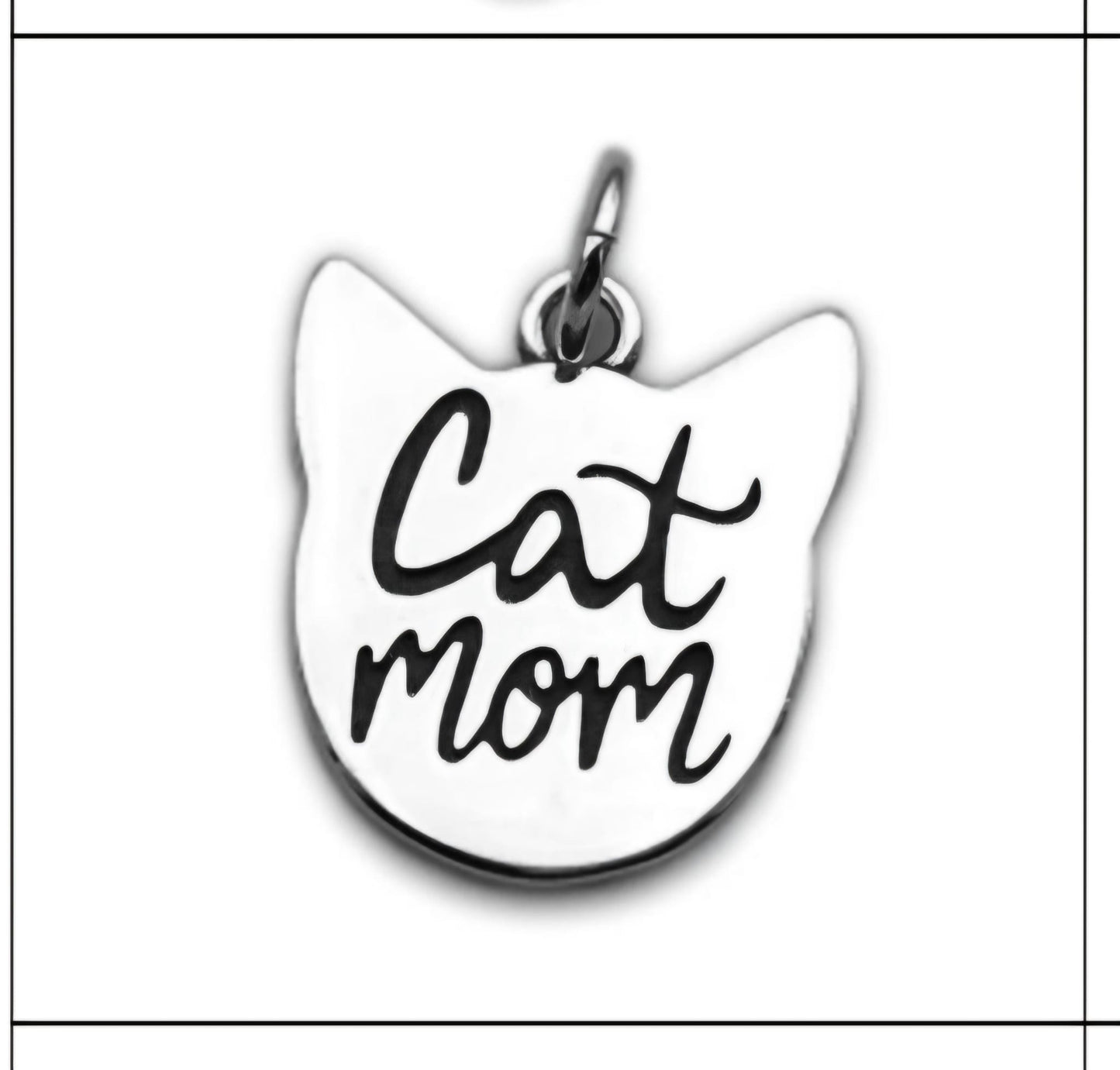 D1943 Cat Mom Pendant