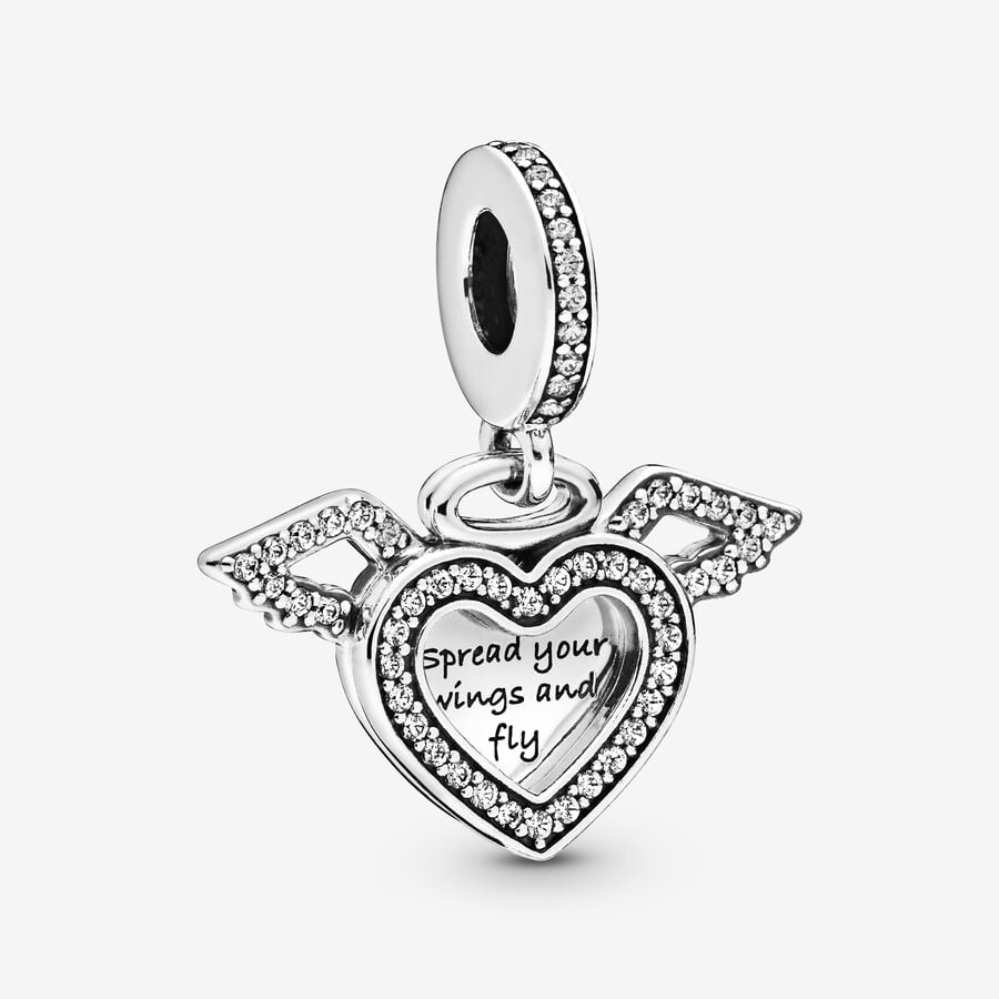 D1820 Heart Wings Charm Pendant