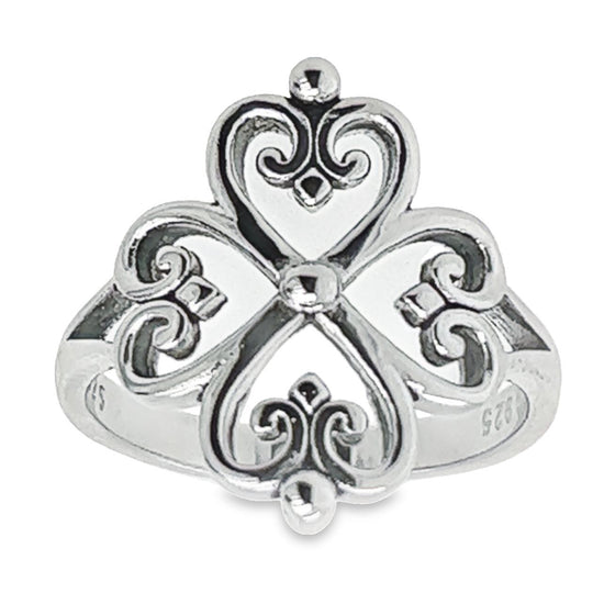 R70 Vintage Flower Shaped Heart Ring